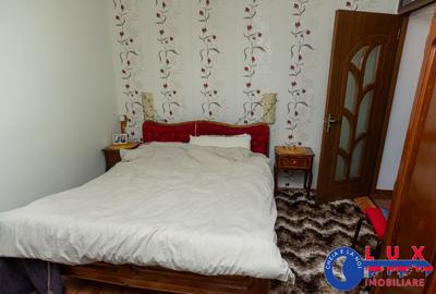 Apartament cu 3 camere decomandat în E3 - 22