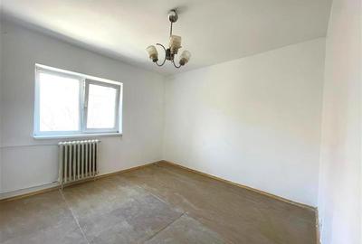 Apartament cu 2 camere decomandat în C5 - 4