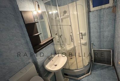 Apartament cu 3 camere decomandat în Micro 13 - 4