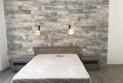 Centrul Istoric - Poarta Schei, garsonieră spațioasă. - 3