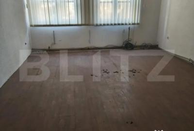 Spațiu comercial, de 1,883 mp, în Central - 2