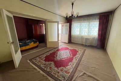 Apartament cu 4 camere decomandat în Central - 3