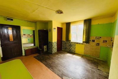Apartament cu 3 camere decomandat în Central - 3
