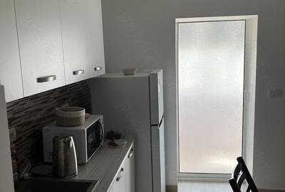 Apartament cu 2 camere decomandat în Mangalia - 1