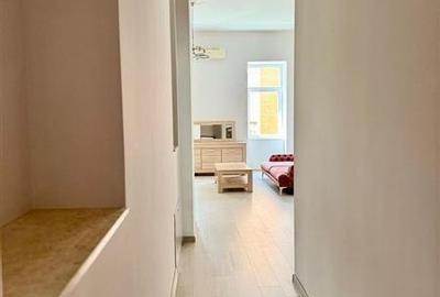 INCHIRIEM Apartament lux  ,ultracentral - 8