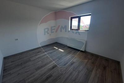 Apartament cu 3 camere NOU(cel mai mic pret/mp + parcare gratuita) - 6