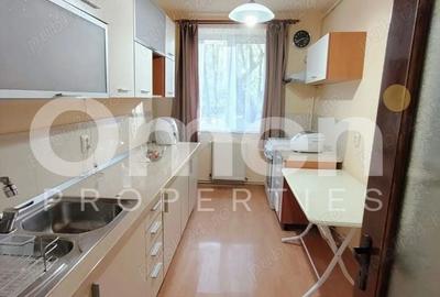 Apartament cu 3 camere decomandat, mobilat în Decebal - 5