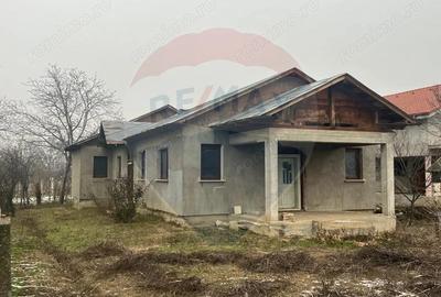 Casă cu Teren 900 Mp în Milcovul - 6