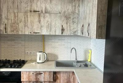 Garsonieră în 13 Decembrie - 1