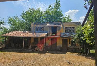 Casă cu 4 camere cu Canalizare în Foișor - 4