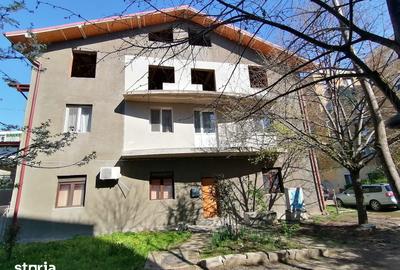 Casă cu Teren 80 Mp în Central - 3