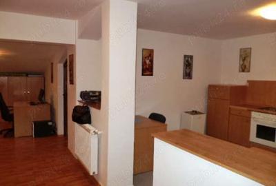 Proprietar inchirieaze mansarda et 2 - 75 mp - 2