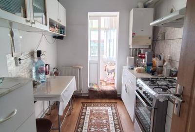 Apartament cu 2 camere in zona Canta- Bloc din 1982 - 3