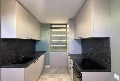 Apartament cu 3 camere decomandat, mobilat în Central