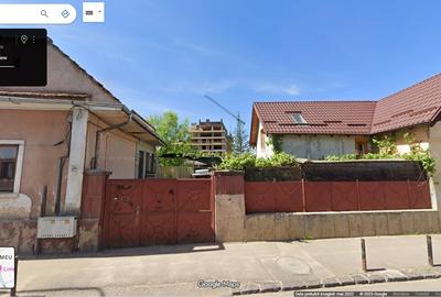 2 Case cu Curte Proprie Central 2025 - 1