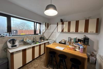 Casa individuala mobilata 5 camere si teren 238 mp Cisnadie Sibiu - 2