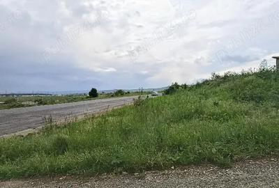 Teren de 700 mp, în Central - 3