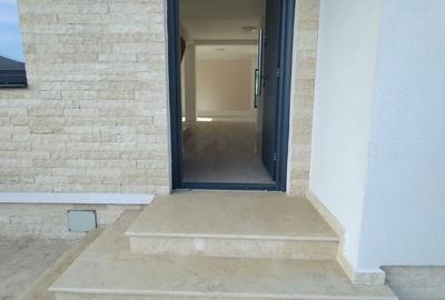 Casă individuală cu 4 camere cu Canalizare în Tunari - 21