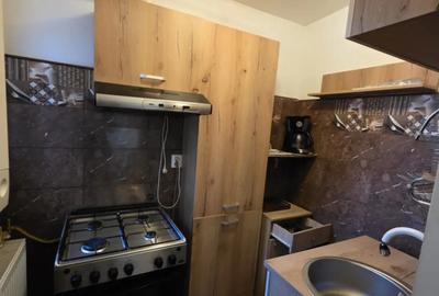 Apartament cu 3 camere decomandat în Central - 14