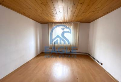 Casă individuală cu 9 camere cu Canalizare în Inel II - 14