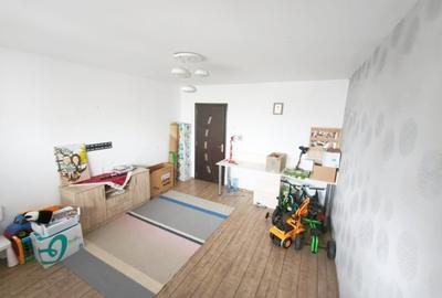 Apartament 2 camere  decomandat renovat –Dr Taberei 33 parc Moghioros - 2