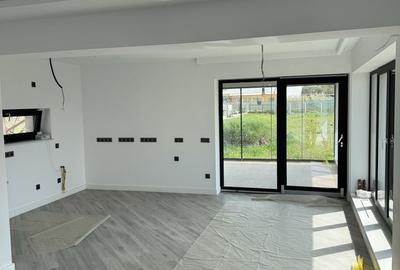 Casă cu 3 camere în Central - 5