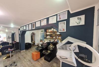 Spatiu comercial de vanzare sau inchiriere - 5