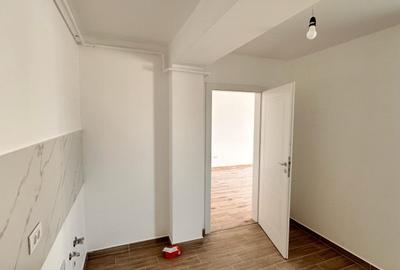 Apartament tip penthouse cu balcon si terasa bloc nou - 2