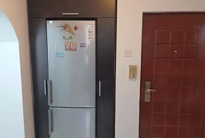 Apartament cu 2 camere decomandat în Craiovei - 2