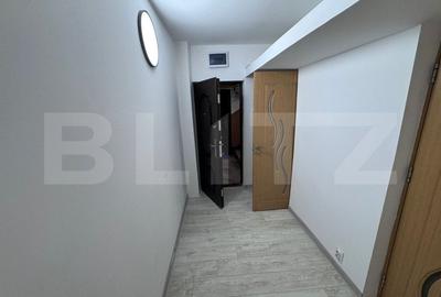 Apartament de vanzare, 2 camere, 45 mp, zona Micro 11 - 6