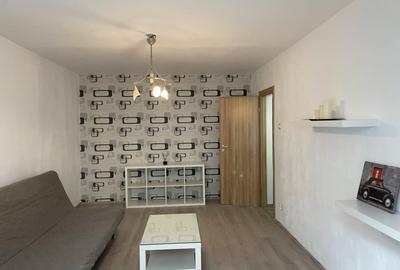 Apartament cu 3 camere decomandat în Tineretului - 2