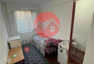 Garsoniera 11 mp renovata, cartier Vest, etaj 2 - 2