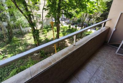 Apartament cu 4 camere decomandat, mobilat în Casa de Cultură - 24