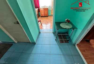 Apartament cu 3 camere semidecomandat în Neptun - 3