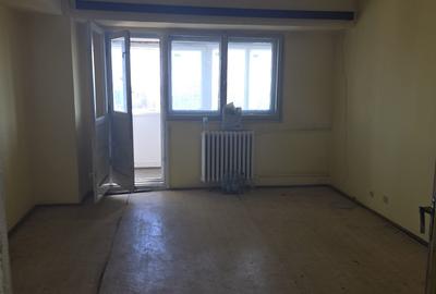 Apartament cu 3 camere decomandat în Brâncoveanu - 3
