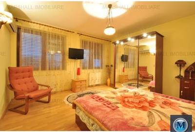 Vila cu 10 camere de vanzare, zona Transilvaniei, 405 mp #14999 - 15