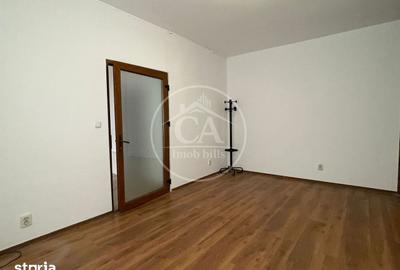 Spațiu comercial, de 64 mp, în Central - 1