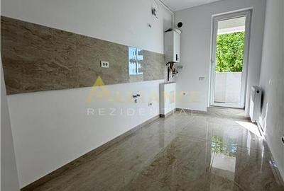 Apartament cu 2 camere decomandat în Central - 1