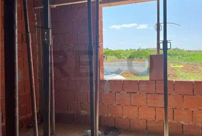 Casă cu 3 camere cu Teren 600 Mp în Paleu - 4