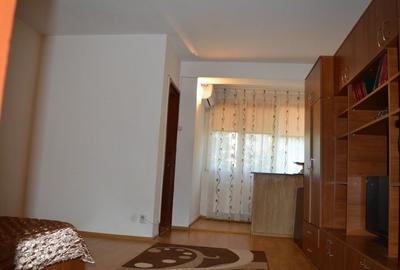 Garsonieră semidecomandată în Berceni - 2