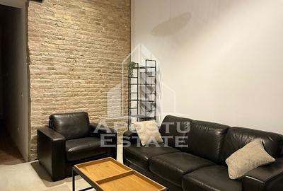 Apartament cu 2 camere semidecomandat în P-ța Maria