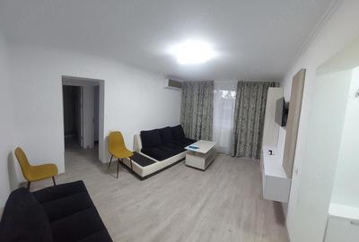 Apartament cu 3 camere semidecomandat în City Park Mall