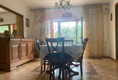 DE VANZARE Vila de vacanta in Pucioasa /Dambovita - 5