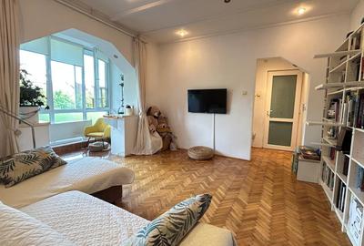 Apartament Piata Asta in Bloc Tip Vila - 1