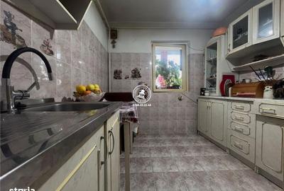 Apartament cu 3 camere decomandat în Nicolina - 3