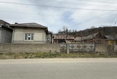 Casă cu 3 camere cu Teren 1000 Mp în Ceaca - 5