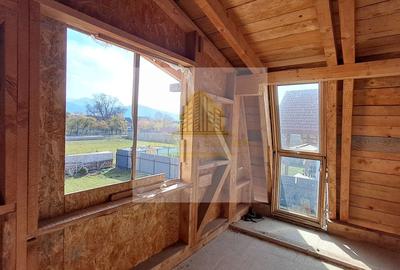 Casa moderna la rosu in Cristian - 8