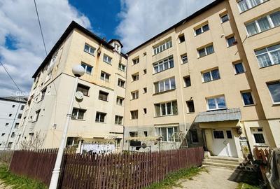 Apartament cu 3 camere semidecomandat în Unirii - 11