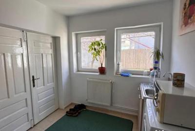 Casă cu 4 camere cu Teren 413 Mp în Brătianu - 7