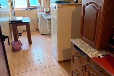 Apartament cu 2 camere decomandat în Tătărași - 11